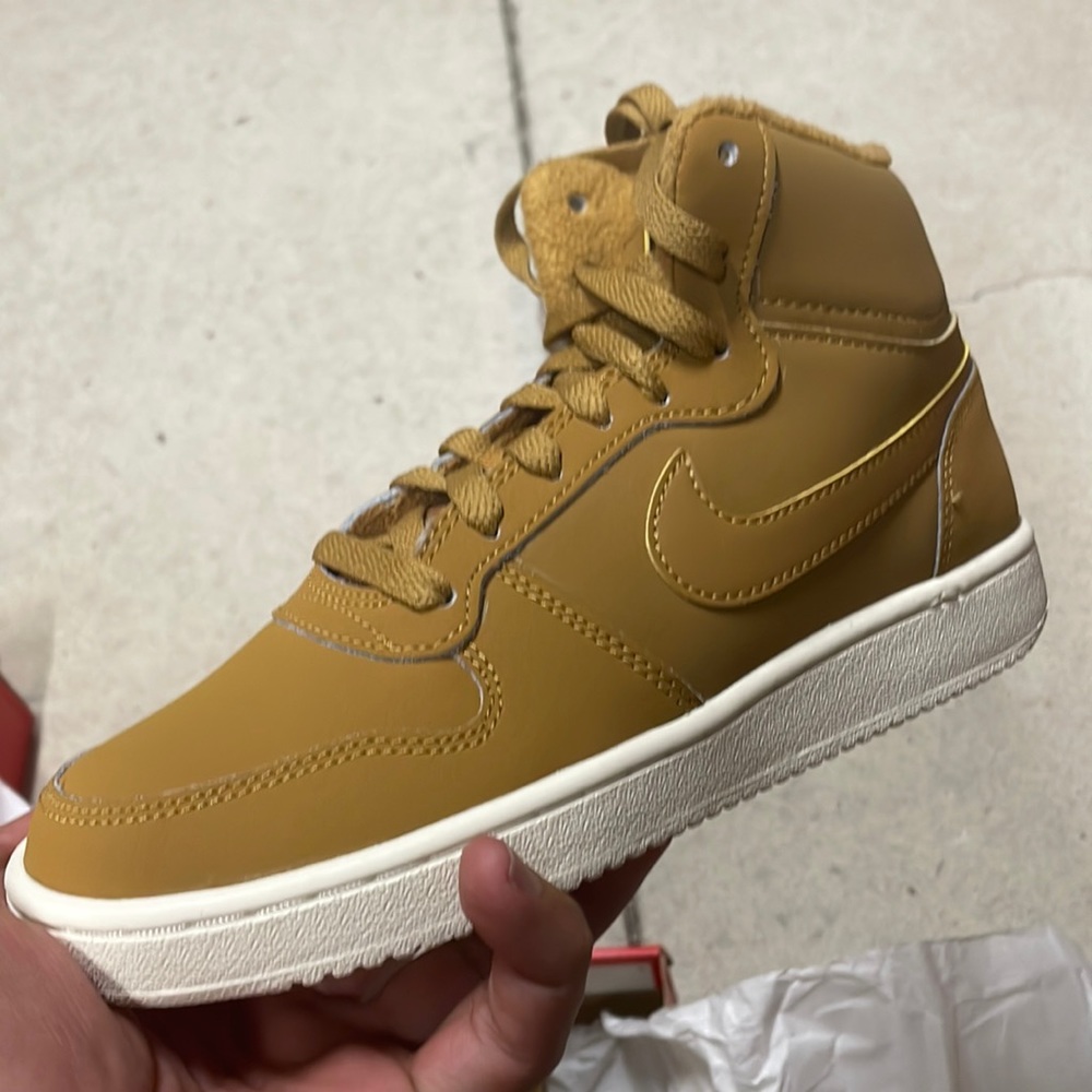 Nike Ebernon mid se